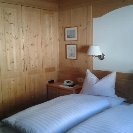 Hotel Garni Raetia